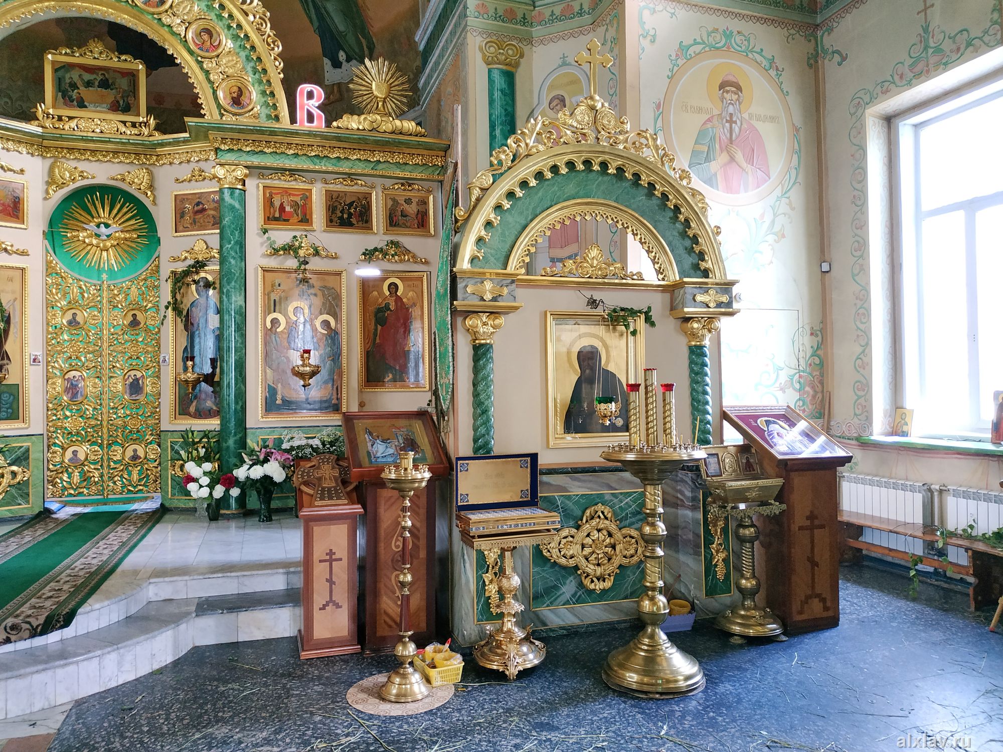 Троицкий храм в селе Коледино